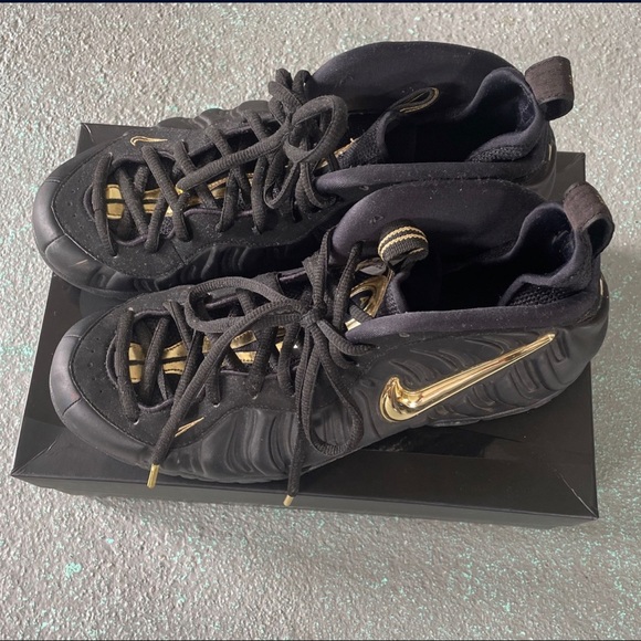 Foamposite black and gold - Picture 2 of 5